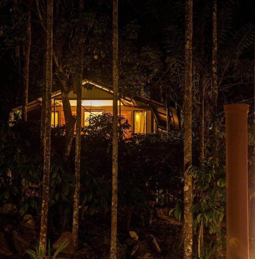 Vythiri Wood House Wayanad Villa Buitenkant foto